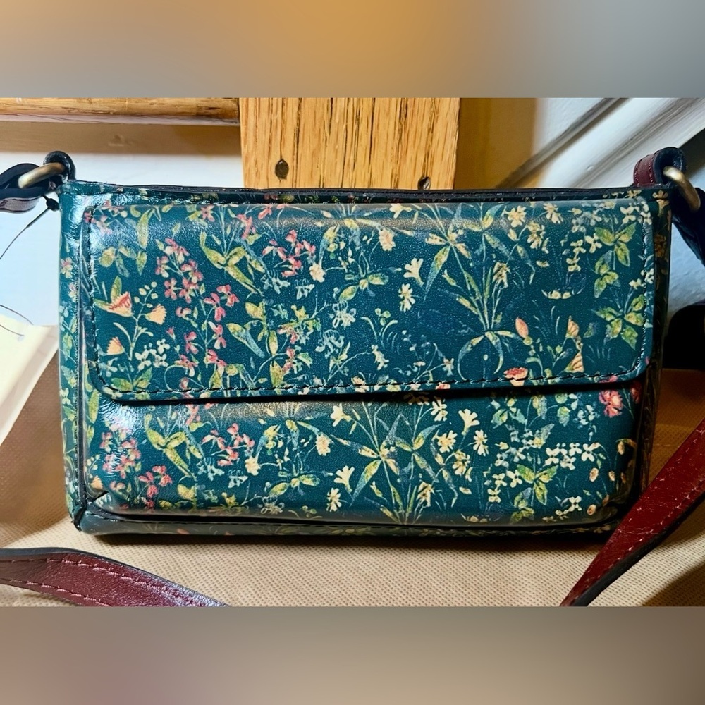 Patricia Nash Dovera Leather Phone Crossbody Bag
